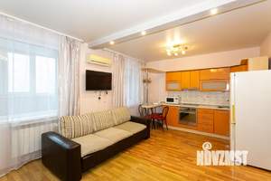 Студия квартира, посуточно, 42м2, 9/19 этаж