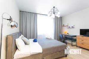 Студия квартира, посуточно, 32м2, 2/18 этаж