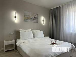 1-к квартира, посуточно, 42м2, 6/14 этаж