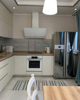 1-к квартира, на длительный срок, 42м2, 4/24 этаж