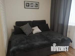 2-к квартира, посуточно, 40м2, 8/19 этаж