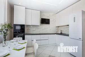 3-к квартира, посуточно, 65м2, 11/25 этаж