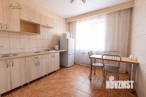 1-к квартира, посуточно, 39м2, 1/1 этаж