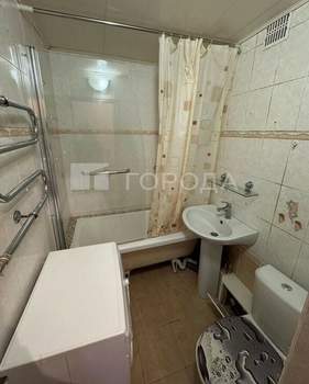 1-к квартира, на длительный срок, 46м2, 4/4 этаж