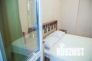 2-к квартира, посуточно, 42м2, 20/25 этаж
