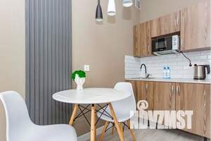1-к квартира, посуточно, 35м2, 1/25 этаж