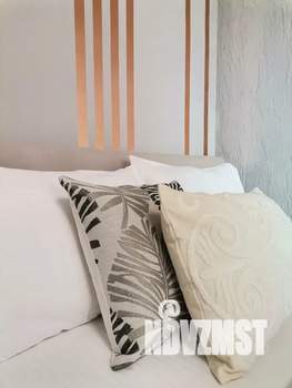 Студия квартира, посуточно, 28м2, 13/19 этаж