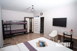 1-к квартира, посуточно, 38м2, 2/18 этаж