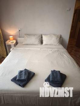 1-к квартира, посуточно, 38м2, 6/9 этаж