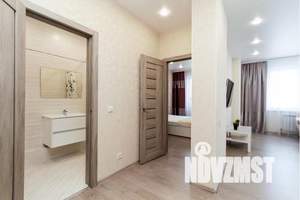 2-к квартира, посуточно, 39м2, 21/25 этаж