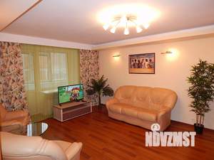 1-к квартира, посуточно, 140м2, 1/1 этаж