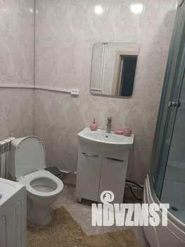 Студия квартира, посуточно, 33м2, 1/3 этаж