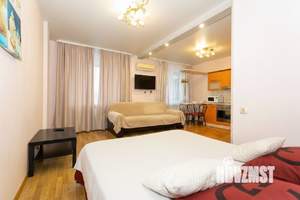 Студия квартира, посуточно, 42м2, 9/19 этаж