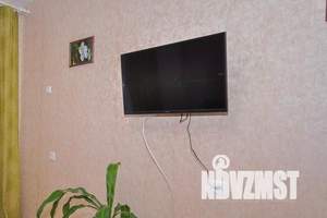 1-к квартира, посуточно, 42м2, 3/10 этаж