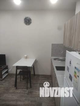 Студия квартира, посуточно, 28м2, 12/25 этаж