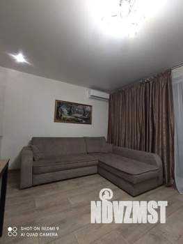 Студия квартира, посуточно, 33м2, 2/18 этаж