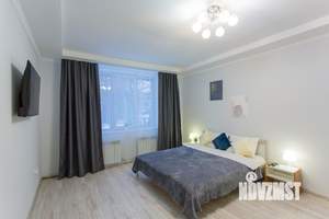 1-к квартира, посуточно, 42м2, 1/1 этаж