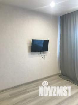 Студия квартира, посуточно, 40м2, 4/5 этаж