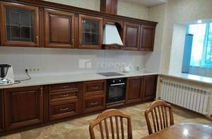 3-к квартира, на длительный срок, 140м2, 2/6 этаж