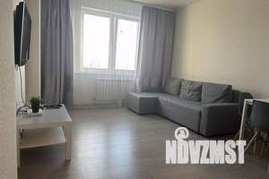 2-к квартира, посуточно, 39м2, 21/25 этаж