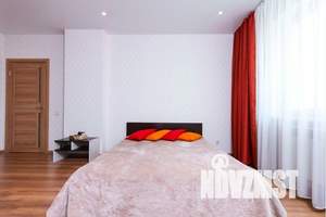 1-к квартира, посуточно, 42м2, 4/25 этаж