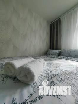 Студия квартира, посуточно, 27м2, 1/17 этаж