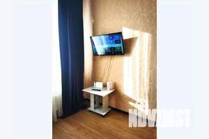 1-к квартира, посуточно, 40м2, 13/16 этаж