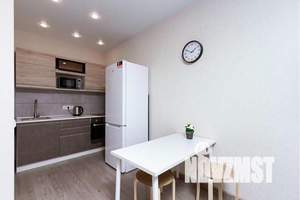 2-к квартира, посуточно, 42м2, 9/17 этаж