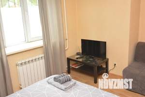 Студия квартира, посуточно, 28м2, 1/9 этаж
