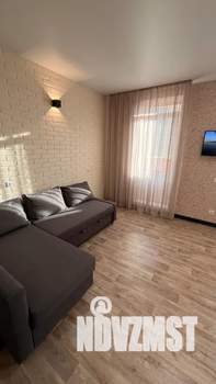 Студия квартира, посуточно, 27м2, 8/12 этаж