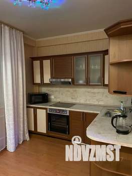 1-к квартира, посуточно, 62м2, 13/16 этаж