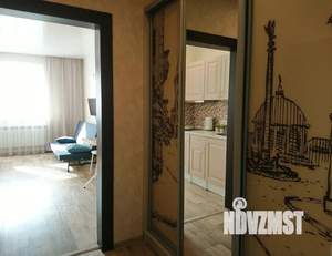 Студия квартира, посуточно, 30м2, 23/25 этаж