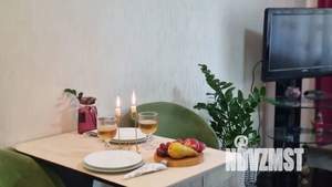 Студия квартира, посуточно, 28м2, 5/25 этаж