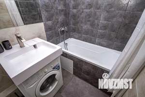 Студия квартира, посуточно, 30м2, 21/25 этаж