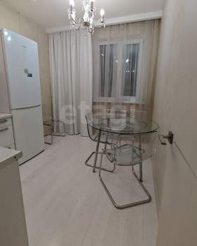 1-к квартира, на длительный срок, 38м2, 23/25 этаж