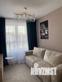 Студия квартира, посуточно, 28м2, 21/21 этаж