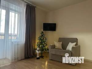 Студия квартира, посуточно, 34м2, 5/10 этаж