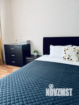 1-к квартира, посуточно, 37м2, 3/10 этаж
