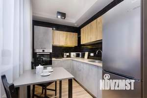 2-к квартира, посуточно, 54м2, -1/8 этаж