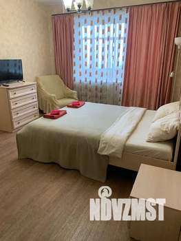 1-к квартира, посуточно, 35м2, 4/9 этаж