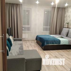 Студия квартира, посуточно, 30м2, 16/20 этаж