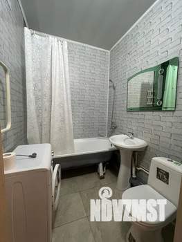 1-к квартира, посуточно, 35м2, 6/18 этаж