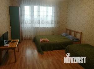 1-к квартира, посуточно, 42м2, 4/10 этаж