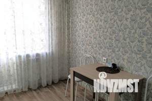 1-к квартира, посуточно, 42м2, 10/25 этаж