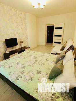 1-к квартира, посуточно, 38м2, 1/1 этаж