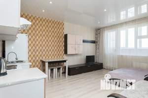 Студия квартира, посуточно, 30м2, 10/17 этаж