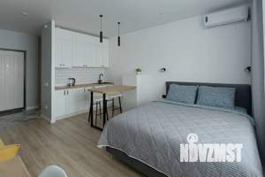 Студия квартира, посуточно, 34м2, 22/25 этаж