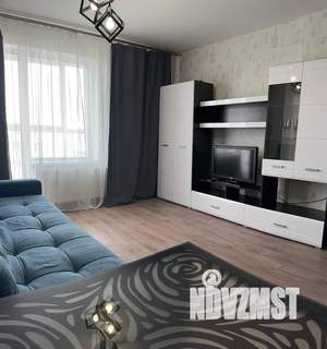 Студия квартира, посуточно, 28м2, 18/18 этаж