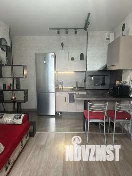Студия квартира, посуточно, 38м2, 10/25 этаж