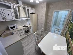 2-к квартира, на длительный срок, 65м2, 2/18 этаж